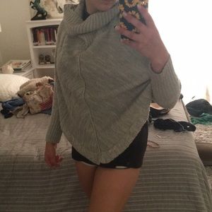 Grey over coat thingy